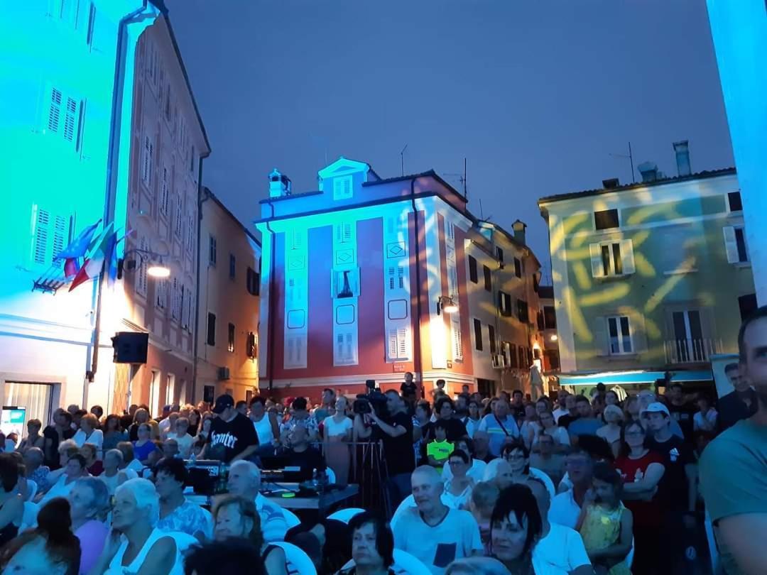 Apartmaji Soncek * Izola